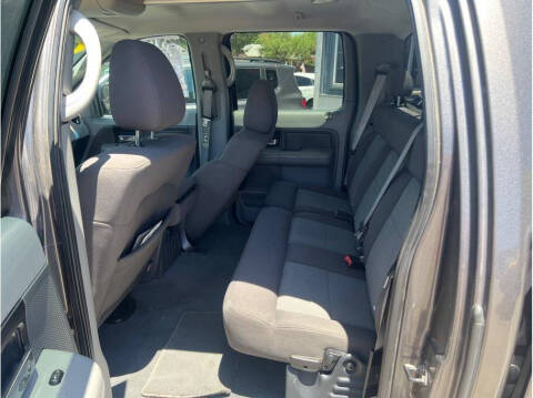 2004 Ford F-150 XLT