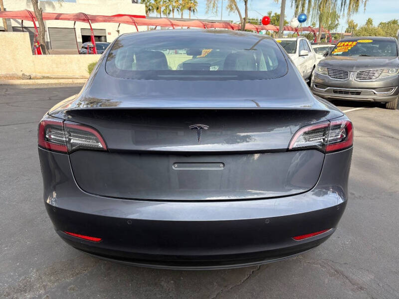 2020 Tesla Model 3 Standard Range Plus