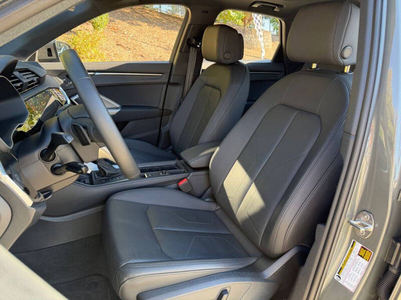 2025 Audi Q3 quattro S line Premium 45 TFSI