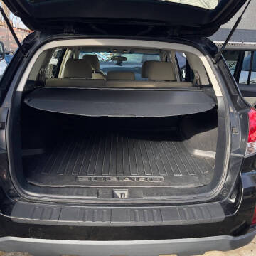 2011 Subaru Outback 2.5i Premium