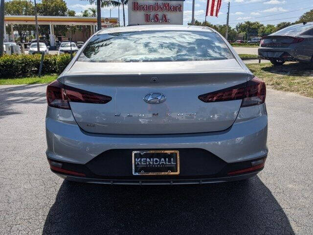 2020 Hyundai Elantra