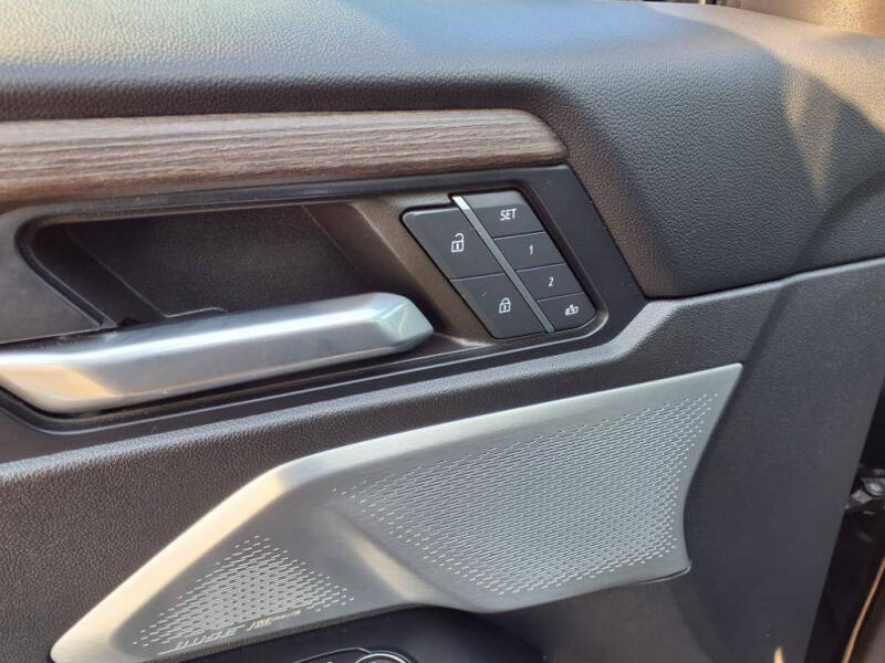 2024 GMC Acadia Denali