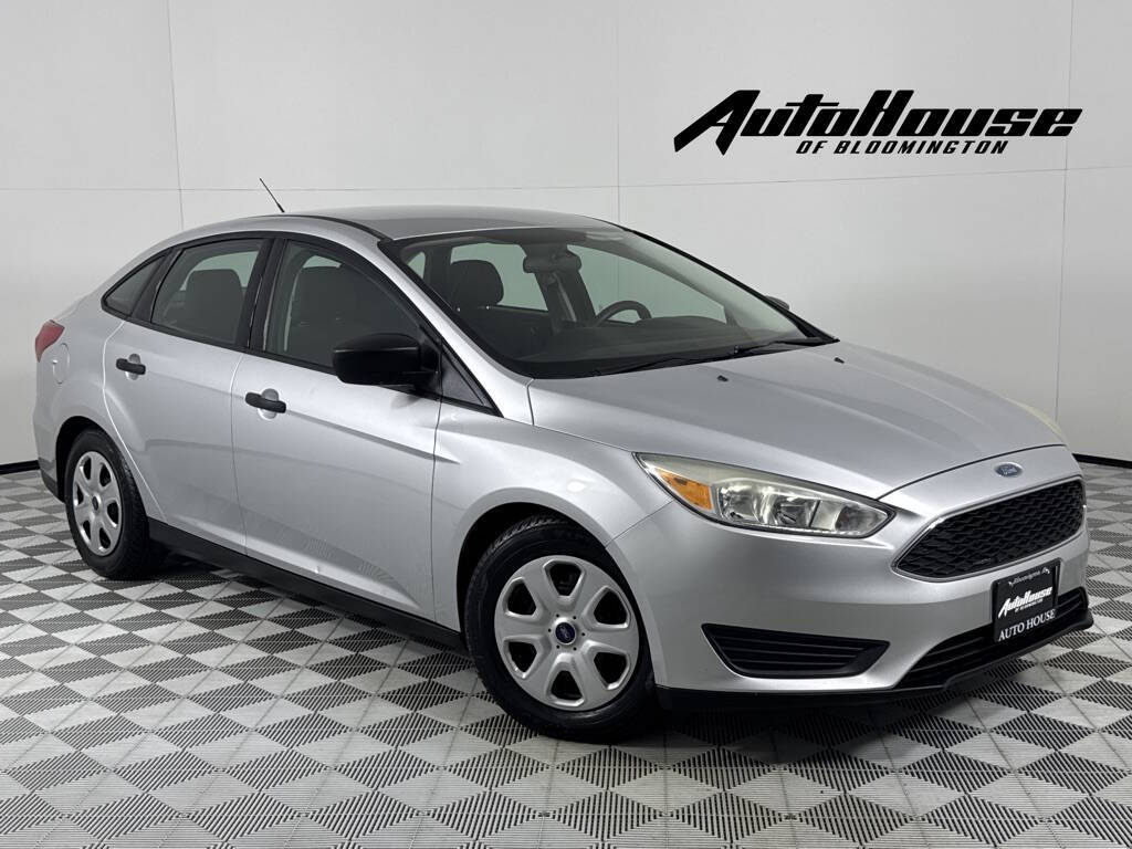 2015 Ford Focus S 4dr Sedan's photo