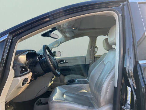 2021 Chrysler Pacifica Touring L