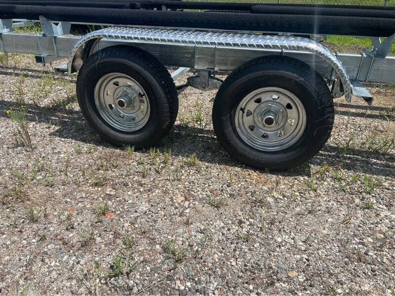2027 EZ Loader T102PS 24-26