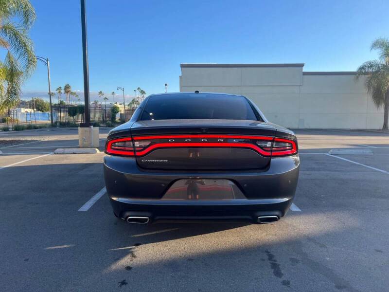 2020 Dodge Charger SXT
