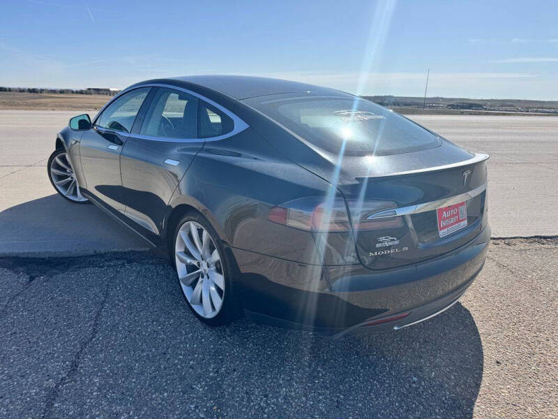 2013 Tesla Model S Performance