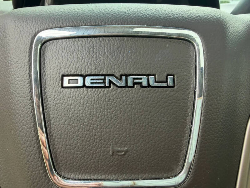 2016 GMC Yukon XL Denali
