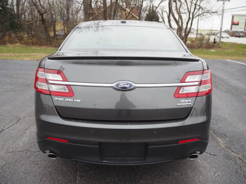 2017 Ford Taurus SEL