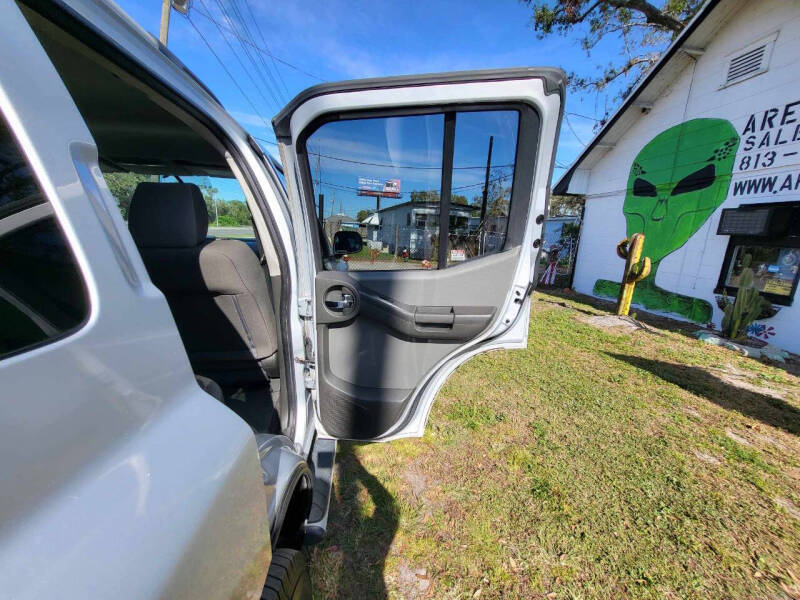 2011 Nissan Xterra S photo 10