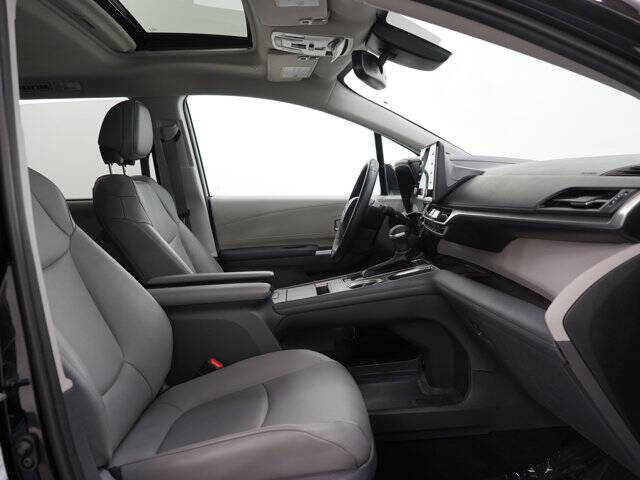 2021 Toyota Sienna XLE 7-Passenger