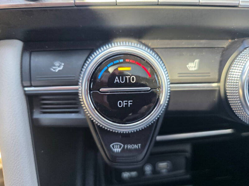 2021 Genesis G70