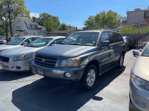 2003 Toyota Highlander for sale at Chambers Auto Sales LLC in Trenton NJ