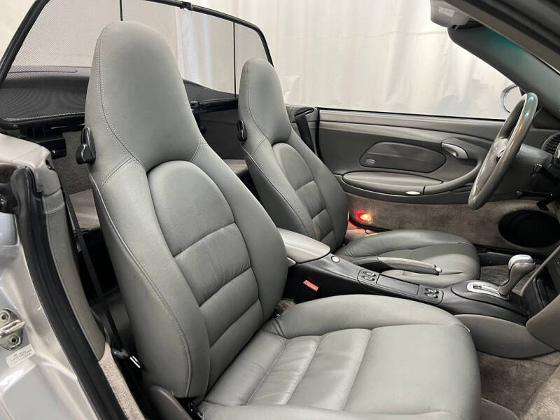 2003 Porsche 911 Carrera