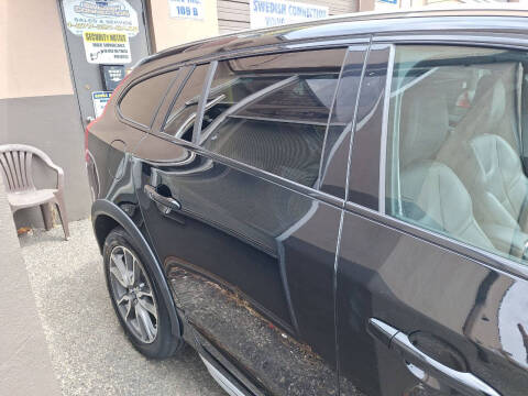 2015 Volvo V60 Cross Country T5 Platinum