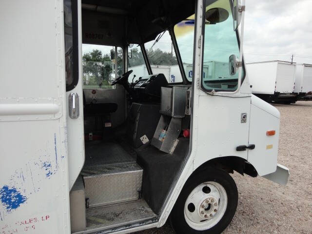 2005 Workhorse P42