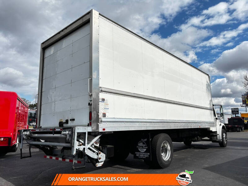 2020 Freightliner M2 106