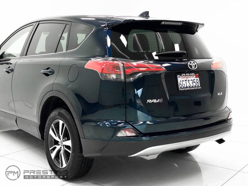2017 Toyota RAV4 XLE
