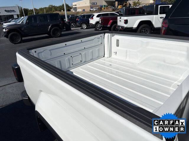 2023 Jeep Gladiator Willys