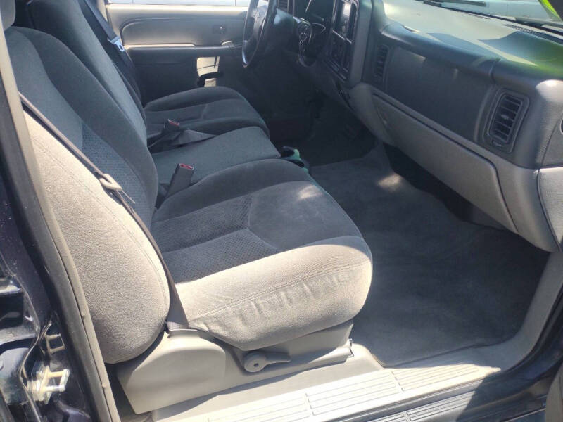 2005 Chevrolet Tahoe LS