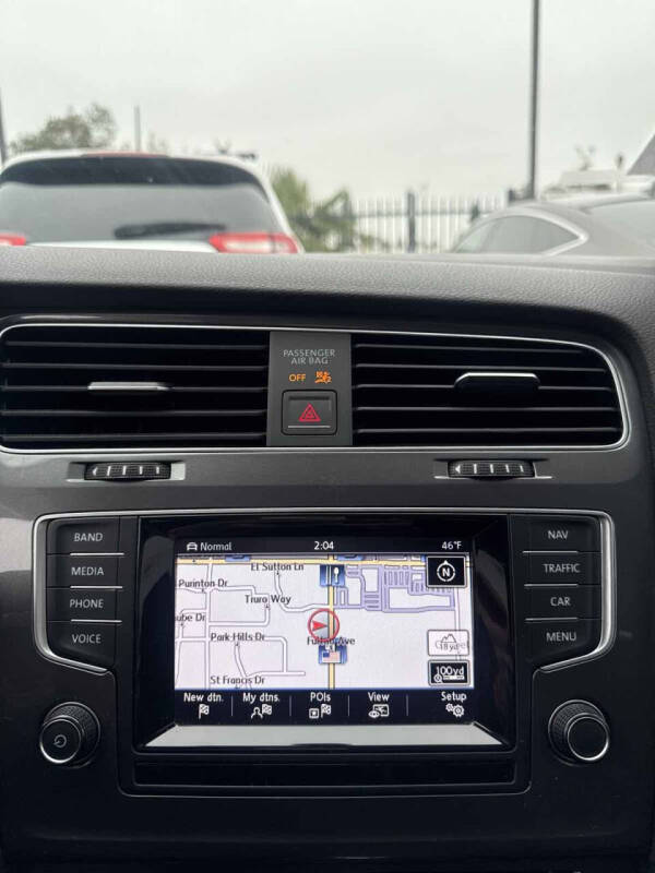 2015 Volkswagen e-Golf SEL Premium