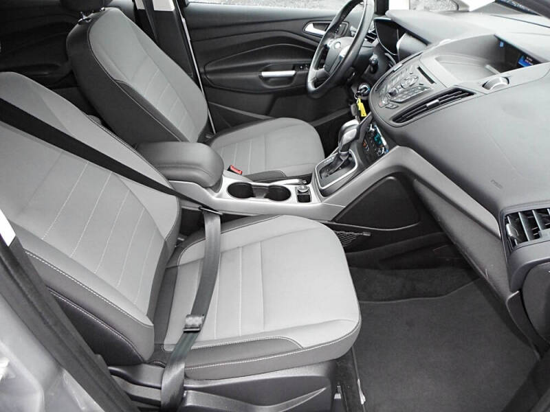 2016 Ford C-MAX Hybrid SE