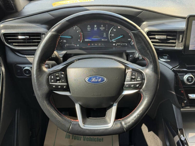 2022 Ford Explorer ST-Line