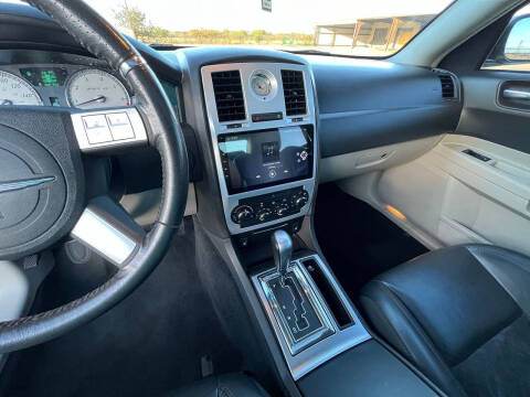 2006 Chrysler 300 SRT-8