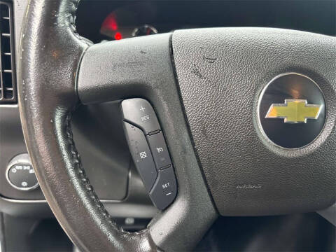 2023 Chevrolet Express 2500