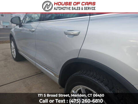 2017 Volkswagen Touareg V6 Executive