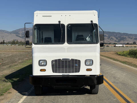 2012 Freightliner MT55 Chassis