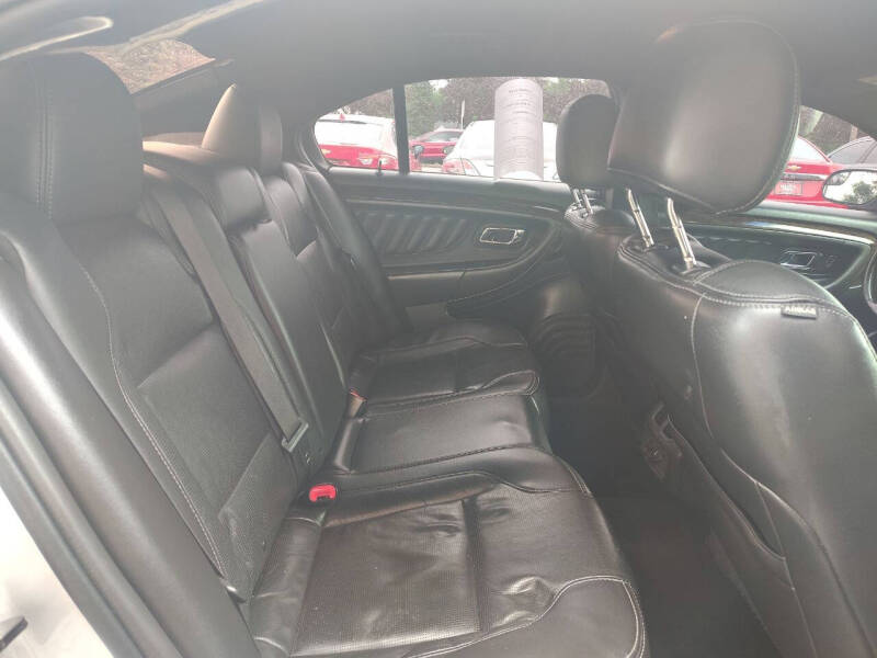 2015 Ford Taurus Limited