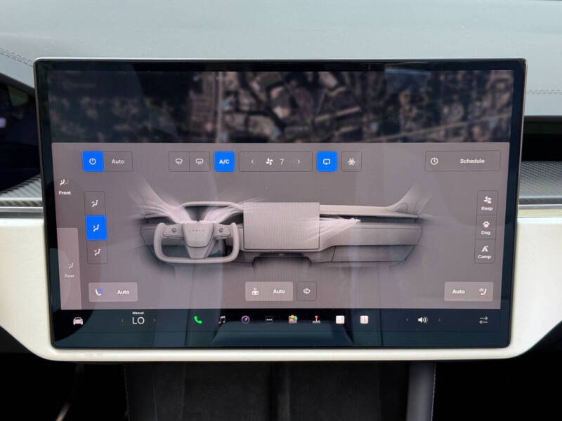 2025 Tesla Model X Plaid