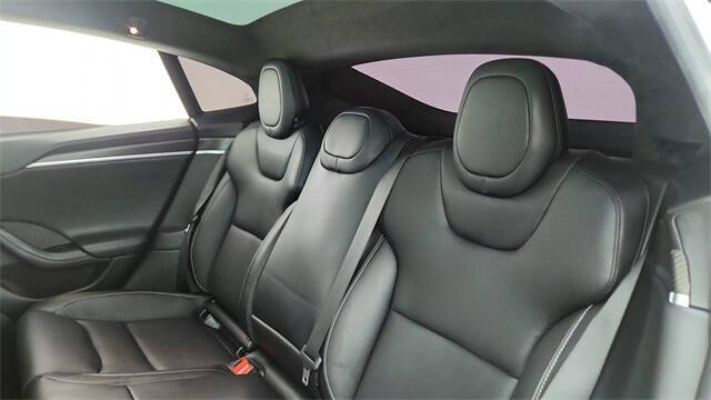 2023 Tesla Model S Plaid