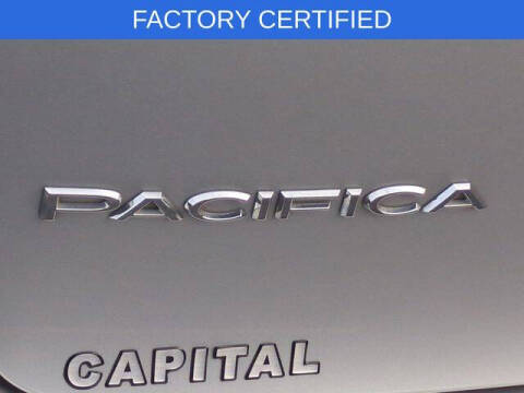 2024 Chrysler Pacifica Touring L