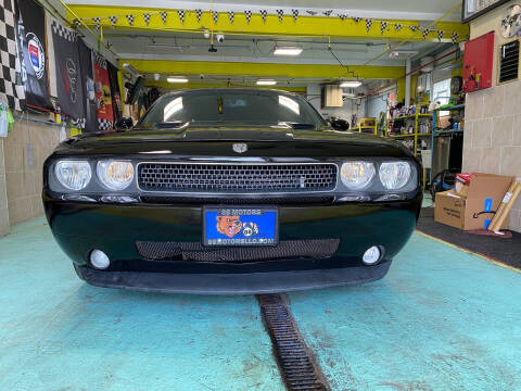 2013 Dodge Challenger SXT