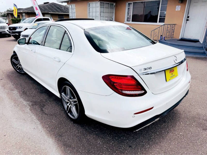 2019 Mercedes-Benz E-Class E 300