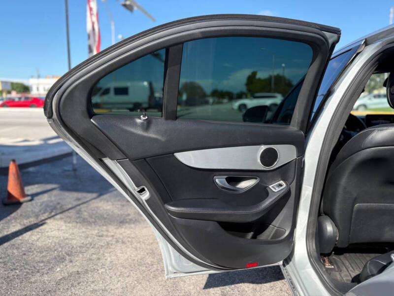 2018 Mercedes-Benz C-Class C 300