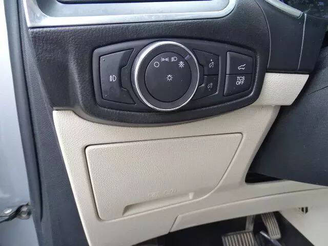 2020 Ford Edge Titanium