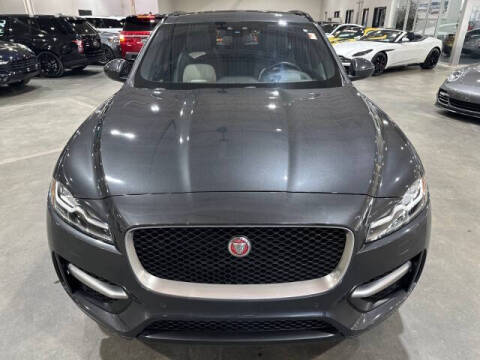 2017 Jaguar F-PACE 35t R-Sport