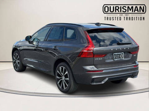 2023 Volvo XC60 B5 Plus Dark Theme