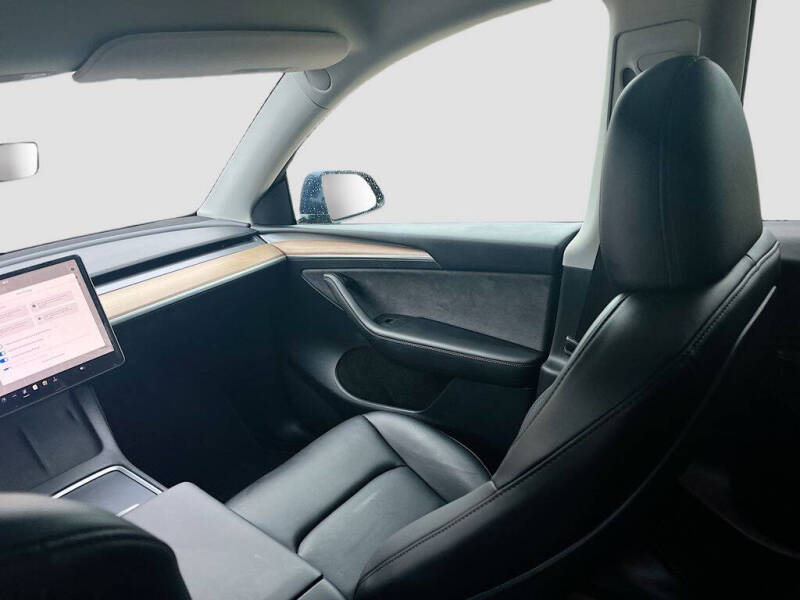 2023 Tesla Model Y Long Range