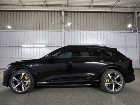 2022 Audi e-tron S quattro Premium Plus