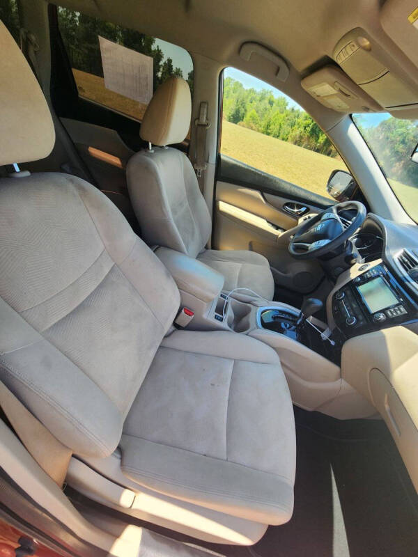 2016 Nissan Rogue SV