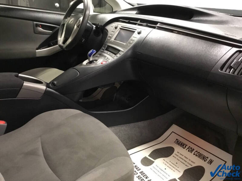 2015 Toyota Prius Three