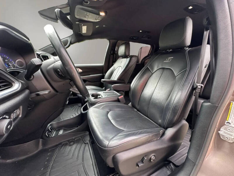 2018 Chrysler Pacifica Touring L Plus