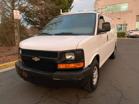 2010 Chevrolet Express for sale at Super Bee Auto in Chantilly VA