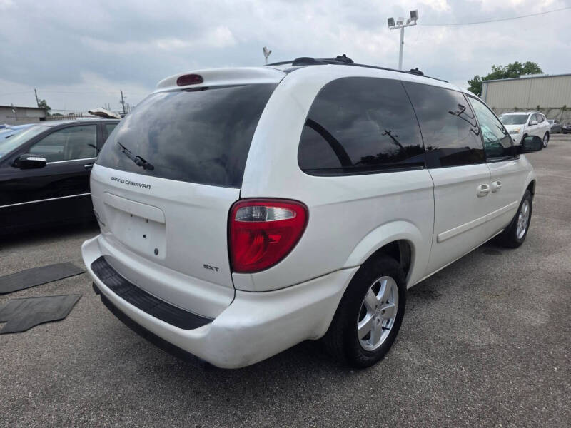 2006 Dodge Grand Caravan SXT