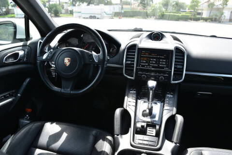 2013 Porsche Cayenne Tiptronic