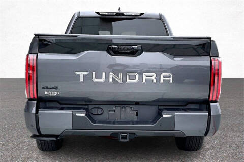 2023 Toyota Tundra Platinum HV